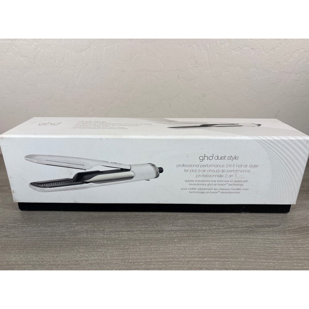 GHD Duet Style Professional 2-in-1 Hot Air Styler White Air-fusion Technology